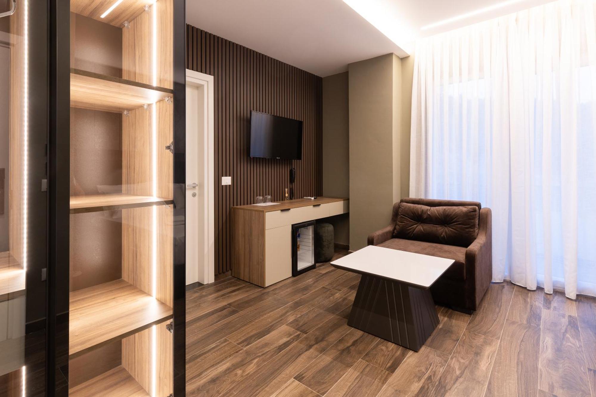 Forest Park - Nature And Calm At Kruja's Gate Hotel 4*